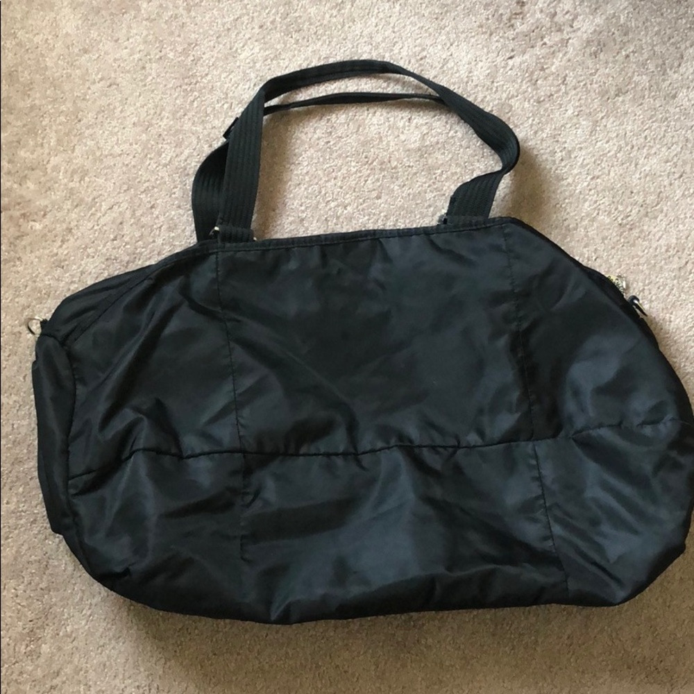 Roots Weekend Bag - Picture 4 of 5